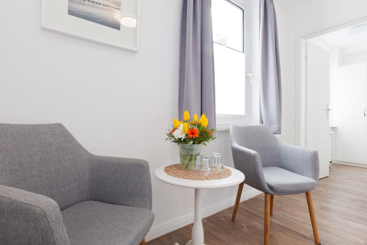 Haus Menno Janssen - Doppelzimmer Norderney Luaran gambar