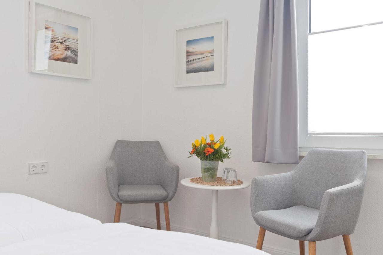 Haus Menno Janssen - Doppelzimmer Norderney Luaran gambar